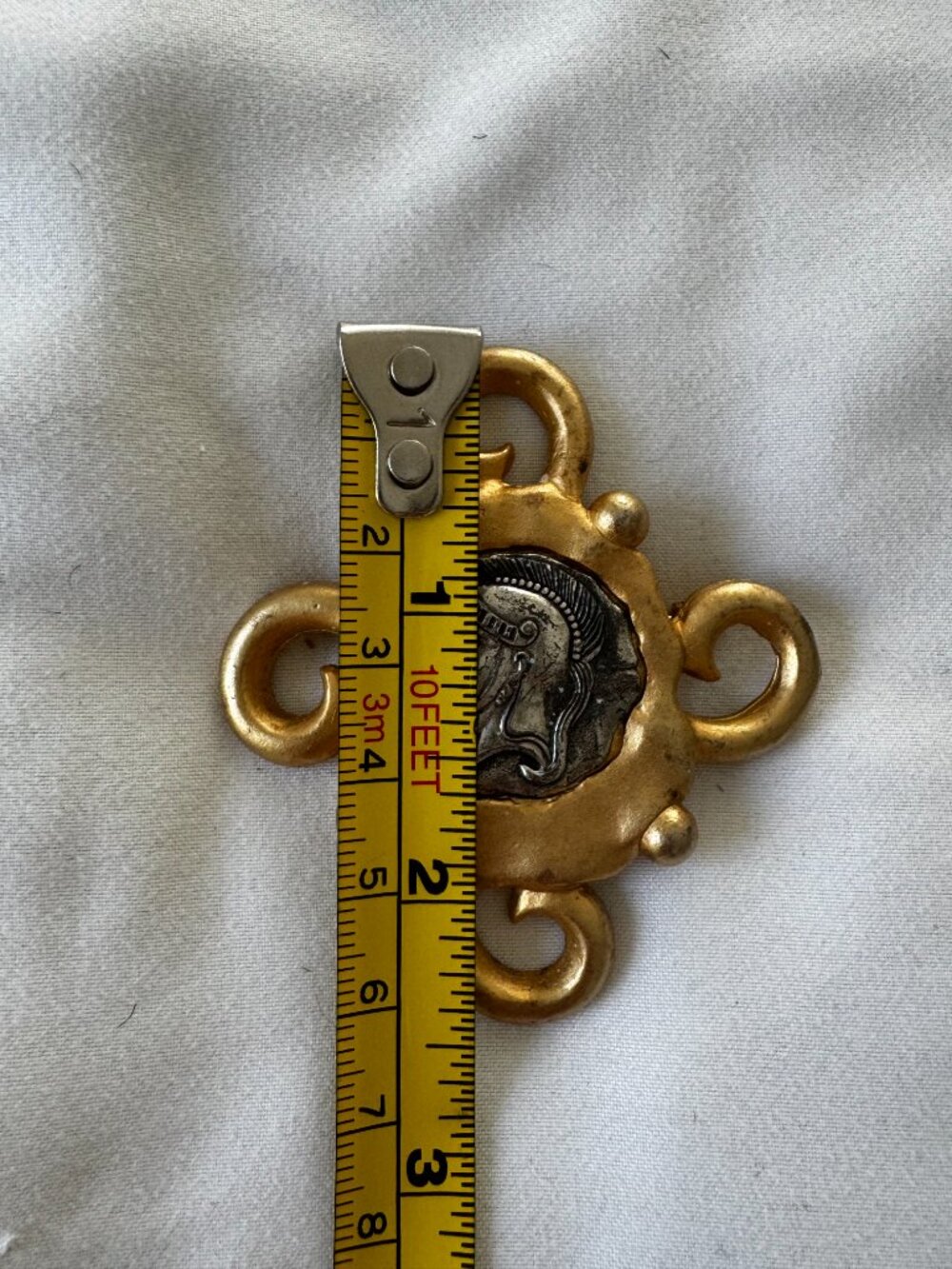 Vintage Large Gold Intaglio Roman Solider Cameo Coin Pendant Brooch Pin - Picture 5 of 7